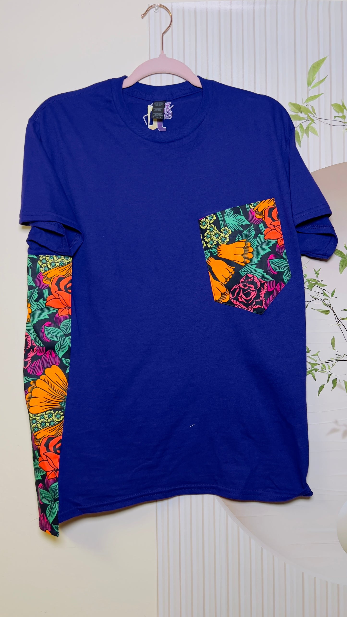 Unisex CUSTOM Colored T-Shirt w/ Front Pocket & Side-Stripe - Delightful Couture