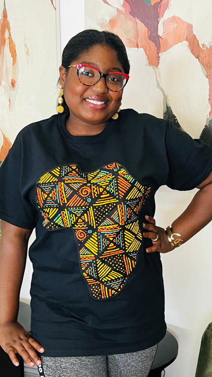 Unisex CUSTOM Black T-Shirt w/ Africa Map - Delightful Couture