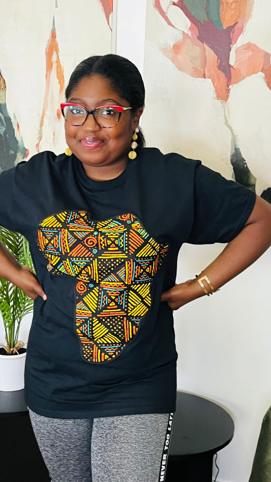 Unisex CUSTOM Black T-Shirt w/ Africa Map - Delightful Couture
